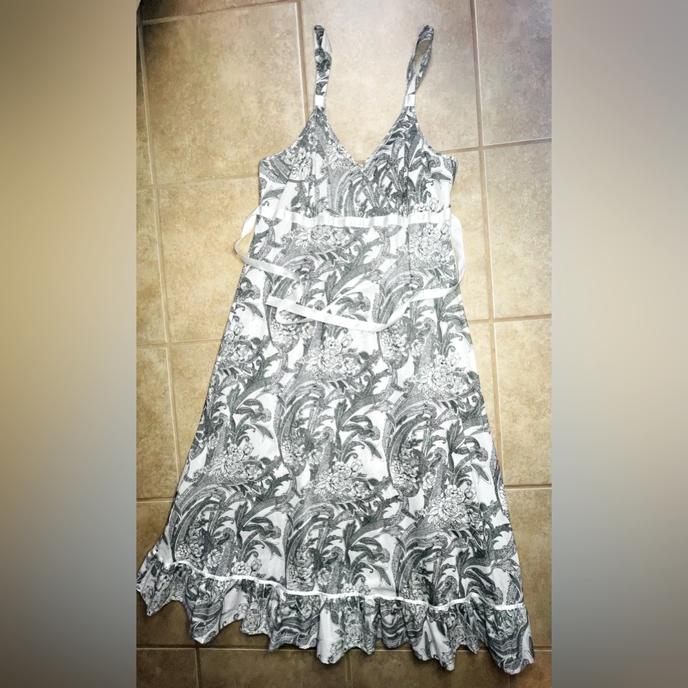 Cabernet Black & White Sleepwear/Gown | Medium